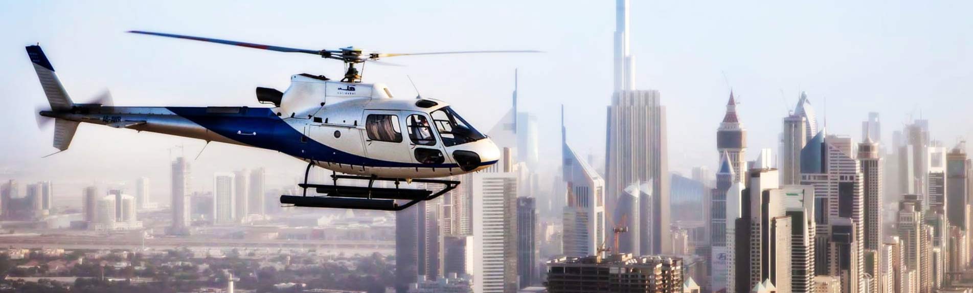 Helicopter-Tour-of-Dubai-25-minutes